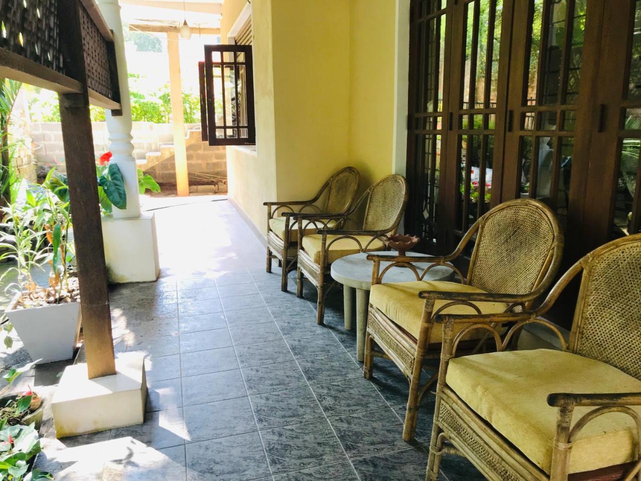 Unique Villa Kandy Exterior foto